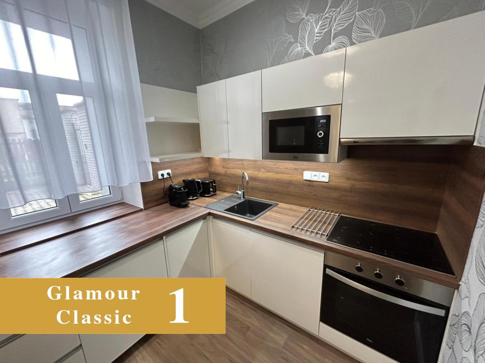 Efipa Glamour Apartments Plzeň Exterior foto