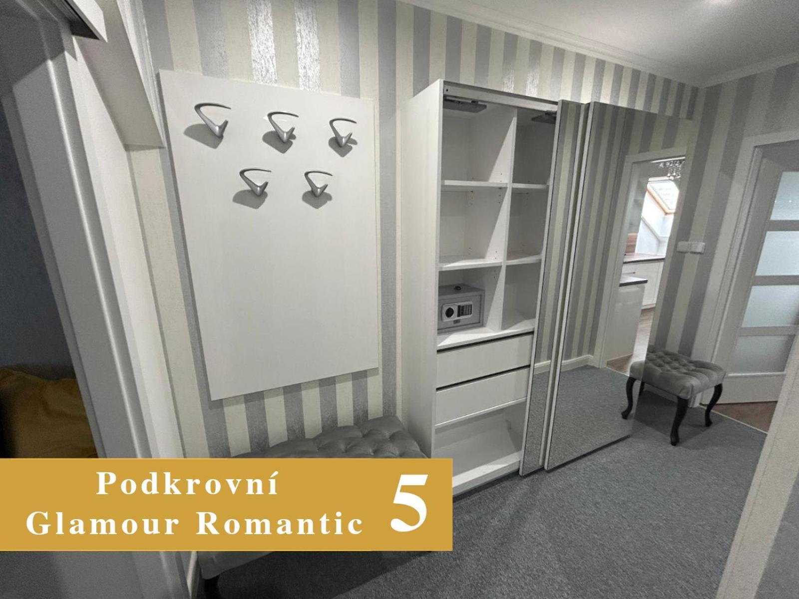 Efipa Glamour Apartments Plzeň Exterior foto