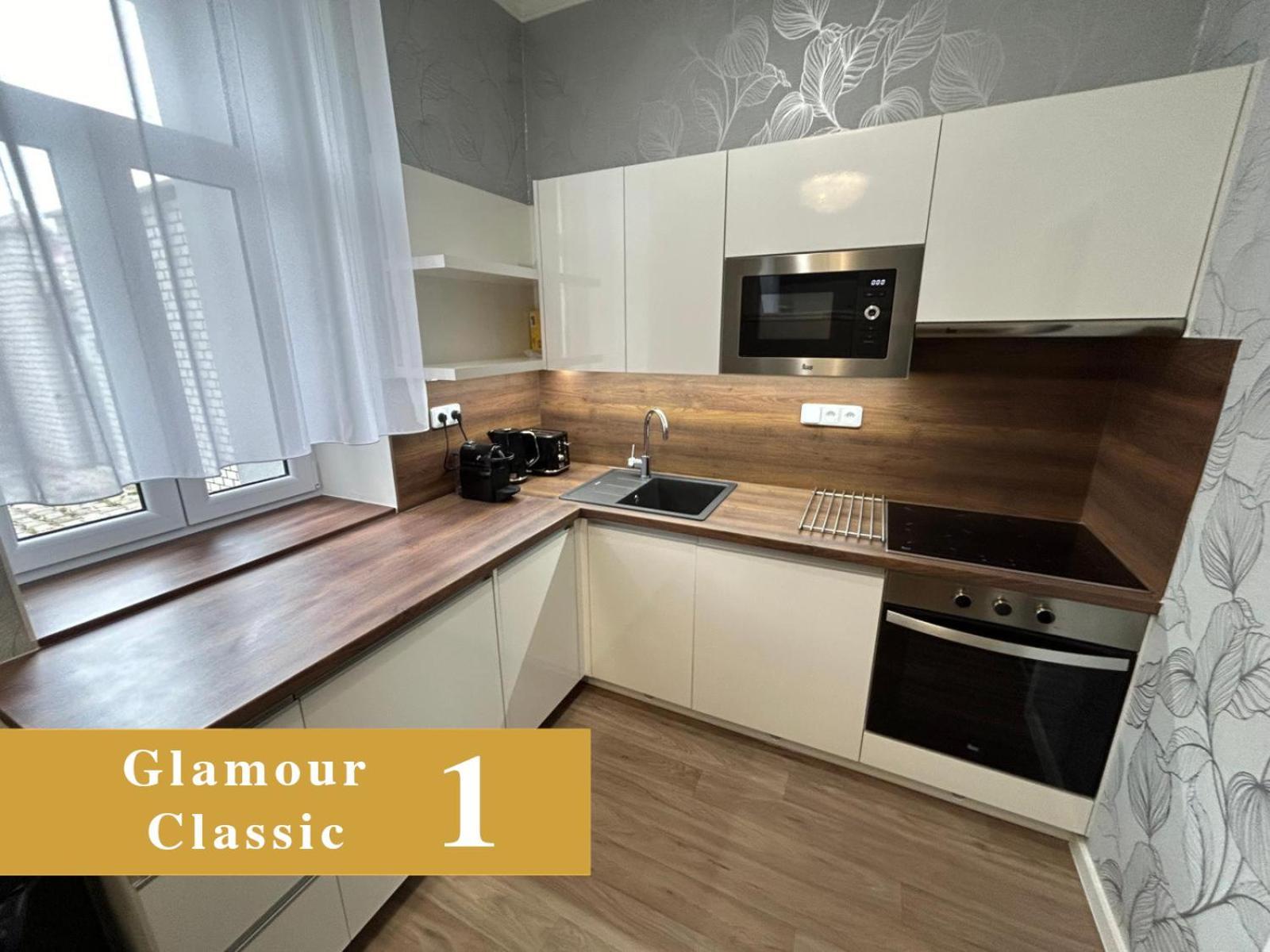 Efipa Glamour Apartments Plzeň Exterior foto